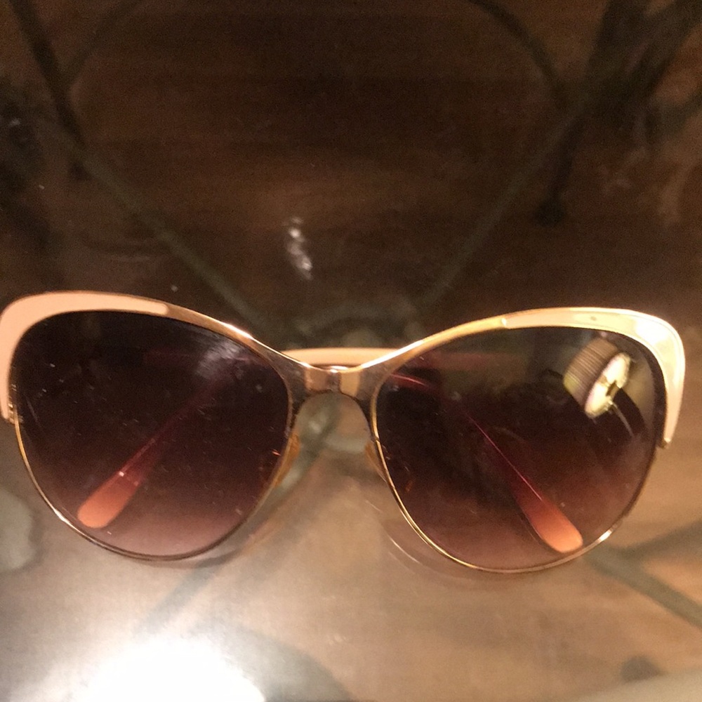 Sunglass Bundle!!! - image 4